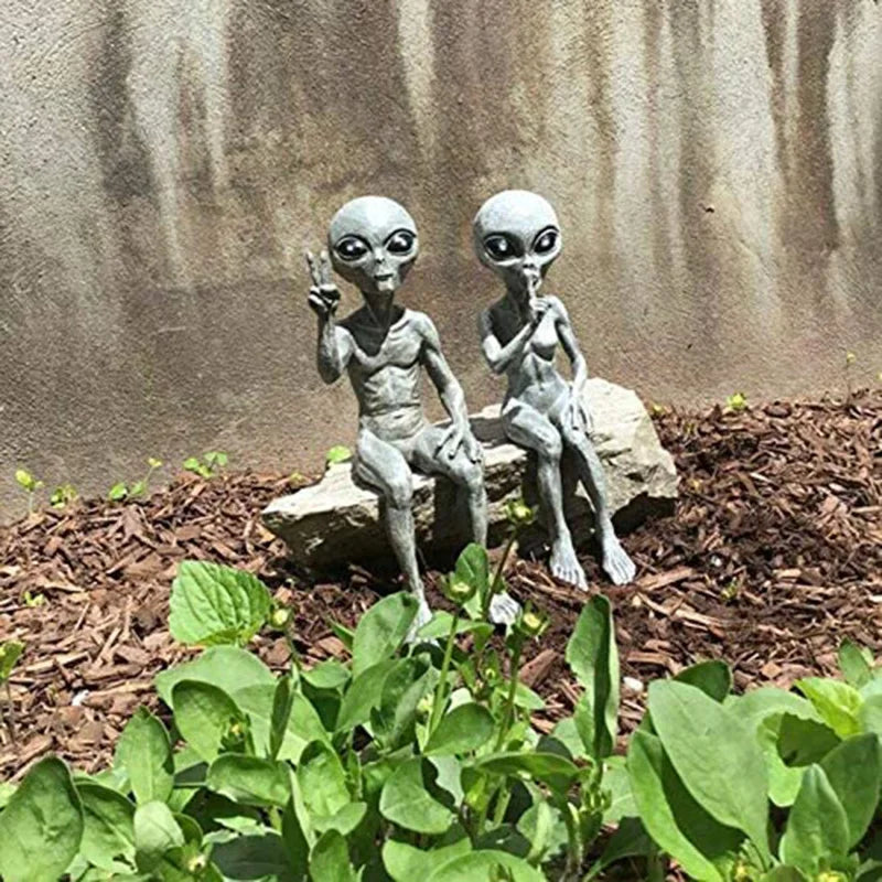 New Outer Space Alien Accessories Statue Martians Garden Figurine Set For Courtyard Ornaments Home Indoor Outdoor Decoration